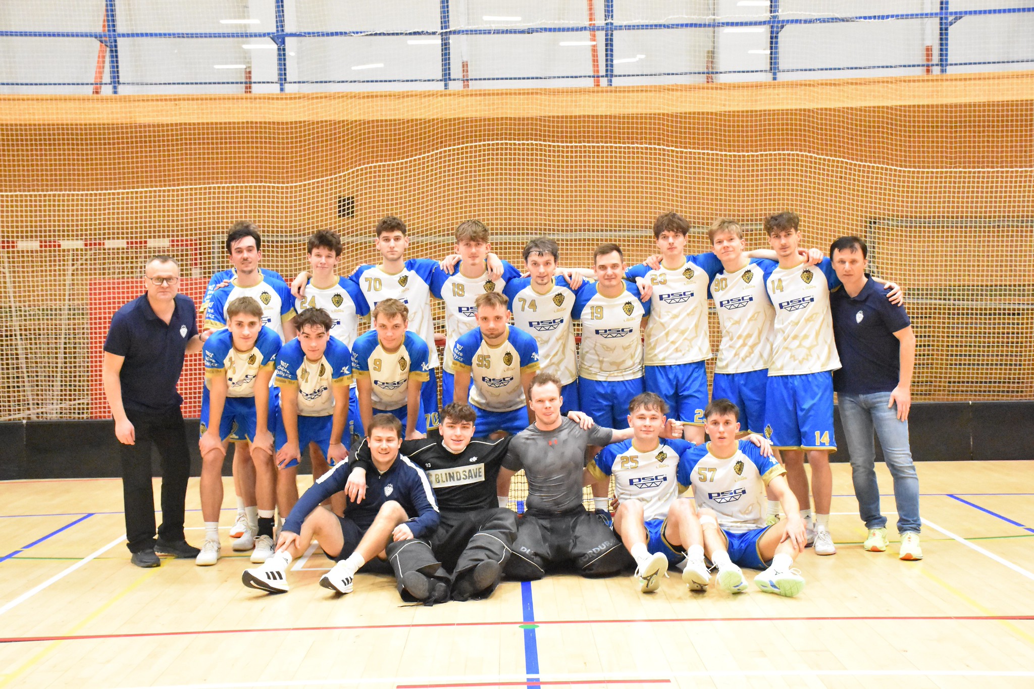 REPORT | Mu�i zvl�dli souboj s N�chodem a upevnili pozici na �ele ligov� tabulky