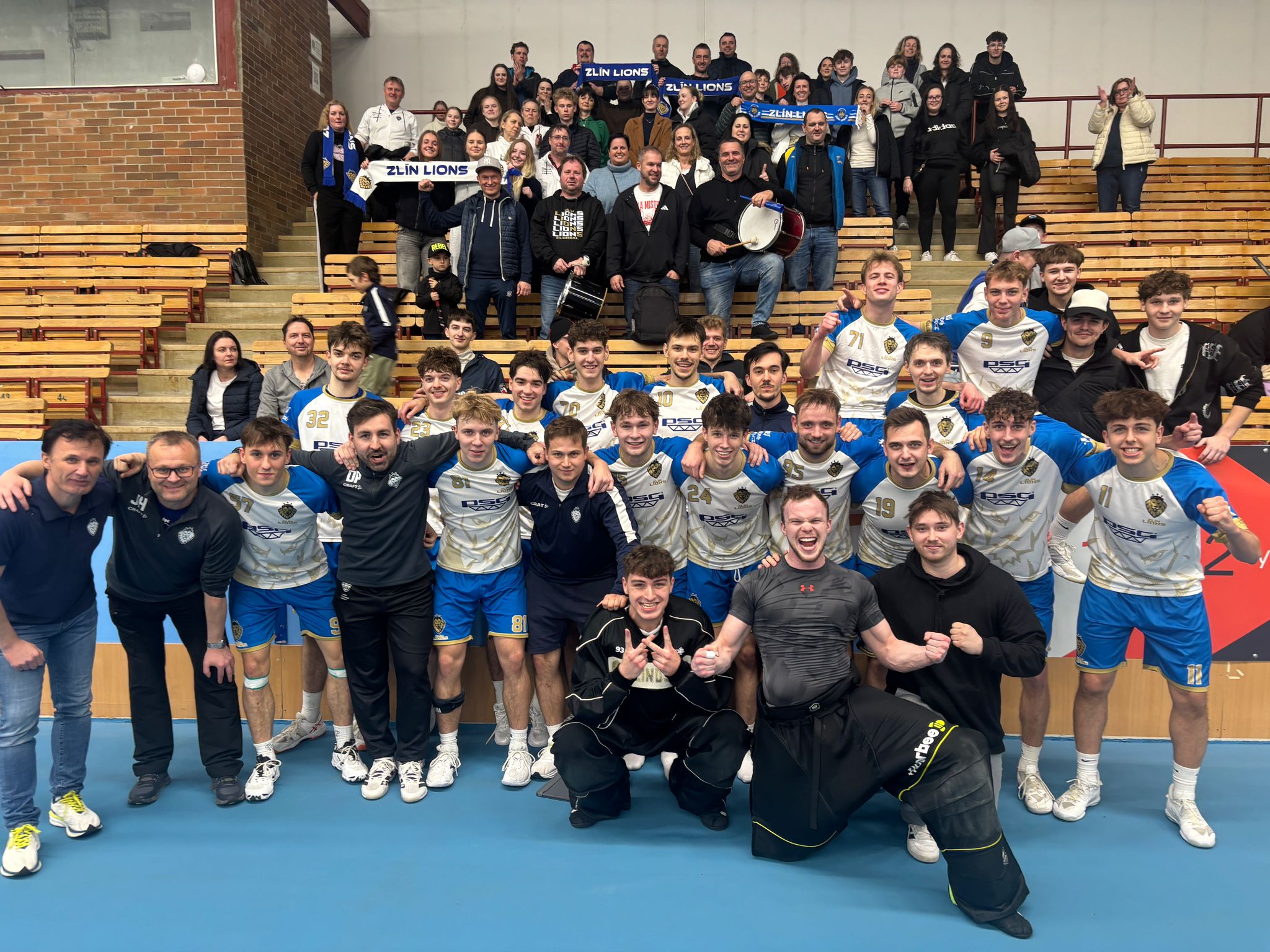 Lvi si v semifin�le poradili s P�erovem a jsou ve fin�le N�rodn� ligy