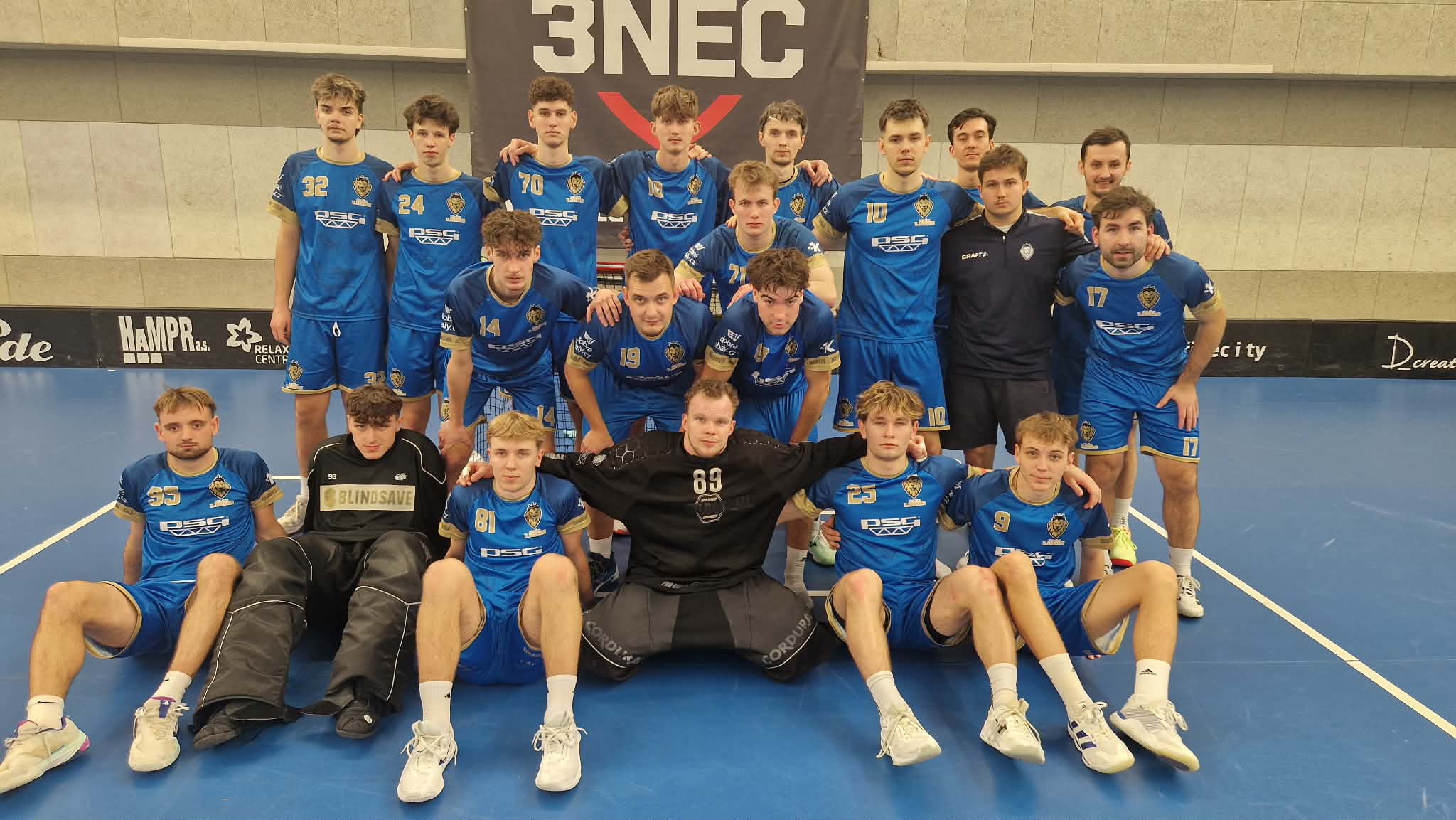 REPORT | T�in�ctiz�pasovou v�t�znou s�rii Lv� ukon�il po oto�ce T�inec